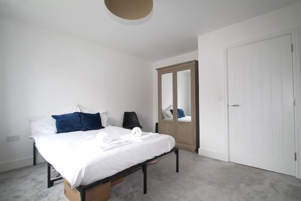 Beaulieu Park - Sleeps 10 - Chelmsford Villa Broomfield  Exteriör bild