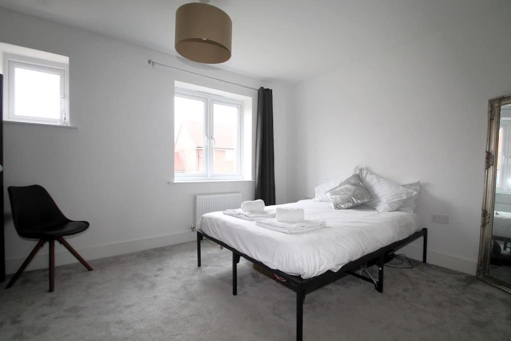 Beaulieu Park - Sleeps 10 - Chelmsford Villa Broomfield  Exteriör bild