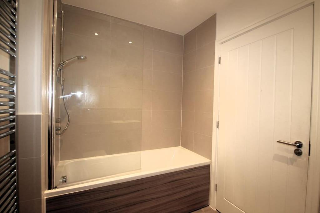 Beaulieu Park - Sleeps 10 - Chelmsford Villa Broomfield  Exteriör bild